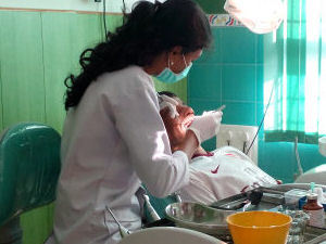 Children being looked after in the dentists chair